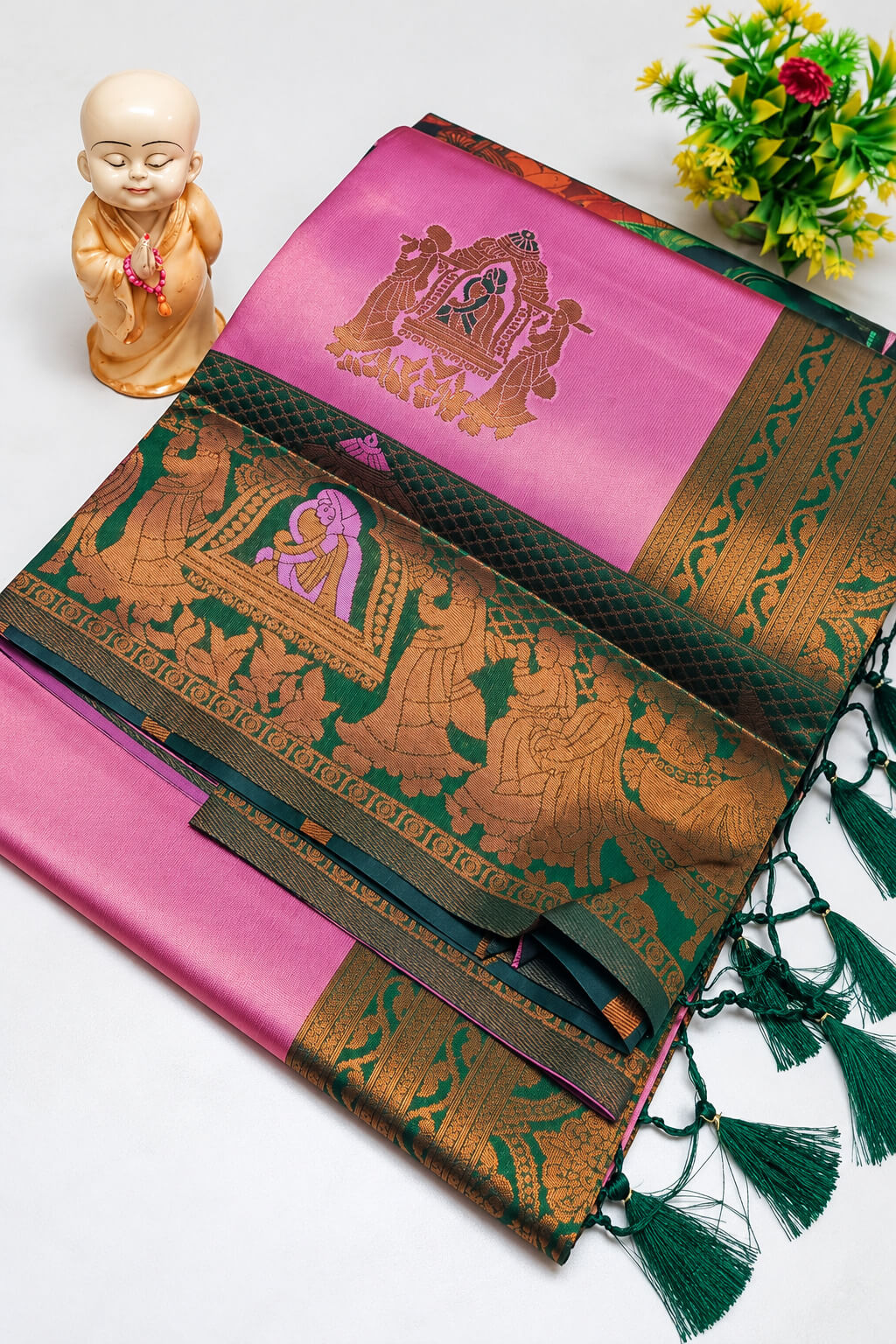 Desuetude Pink Pure Banarasi Silk Saree With Amazing Blouse Piece