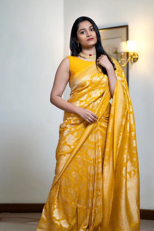 Load image into Gallery viewer, Palimpsest Yellow Soft Silk Saree With Epiphany Blouse Piece
