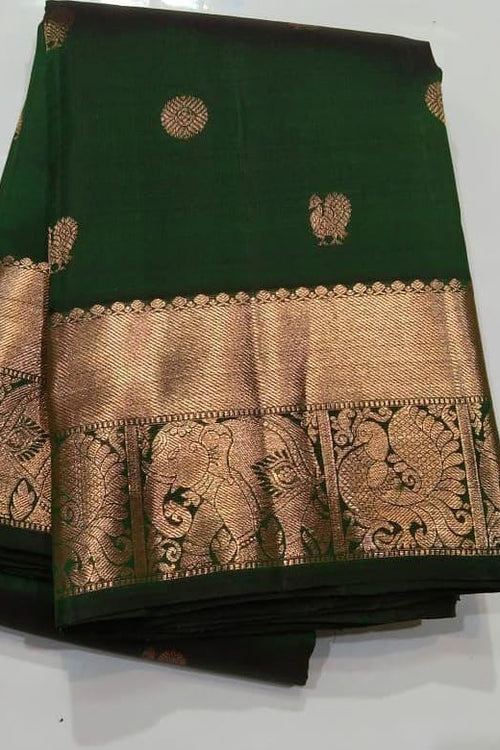 Load image into Gallery viewer, Desirable Dark Green Soft Silk Saree With Beautiful Blouse Piece
