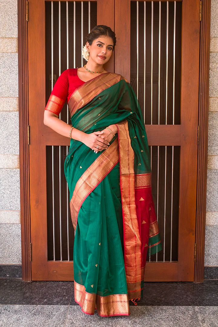 Panoply Green Soft Silk Saree With Magnetic Blouse Piece