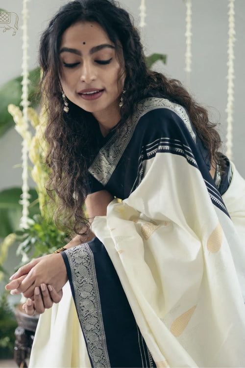 Load image into Gallery viewer, Adorable Off White Soft Silk Saree With Flameboyant Blouse Piece
