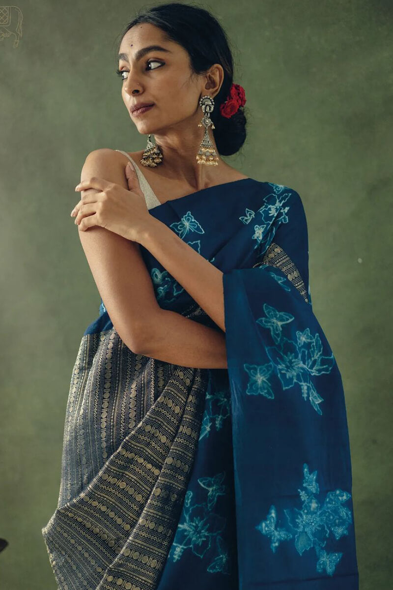 Ravishing Blue Soft Silk Saree With Angelic Blouse Piece