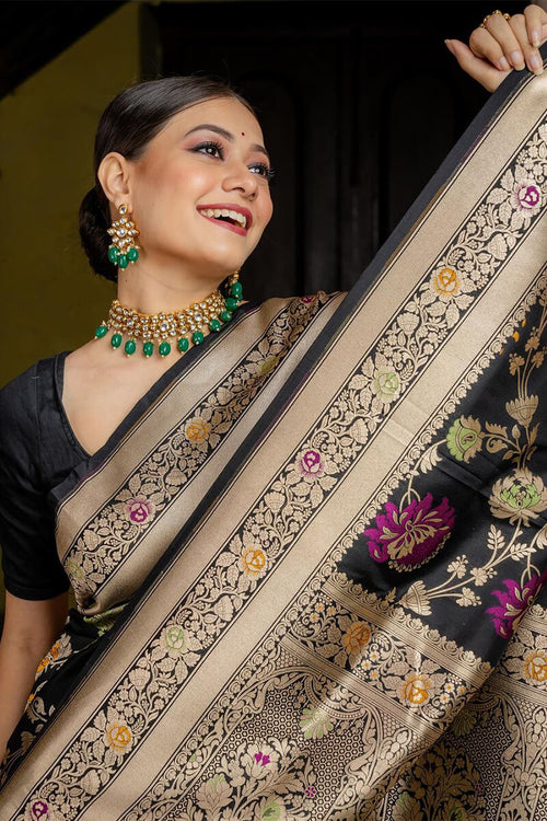 Load image into Gallery viewer, Vestigial Black Soft Silk Saree With Panoply Blouse Piece
