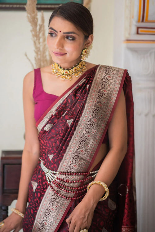 Load image into Gallery viewer, Sempiternal Maroon Soft Silk Saree With Evanescent Blouse Piece
