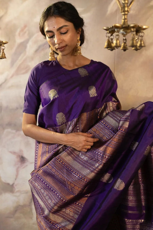 Load image into Gallery viewer, Phenomenal Purple Soft Silk Saree With Engrossing Blouse Piece
