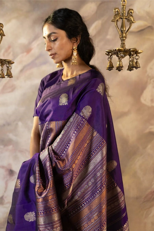 Load image into Gallery viewer, Phenomenal Purple Soft Silk Saree With Engrossing Blouse Piece
