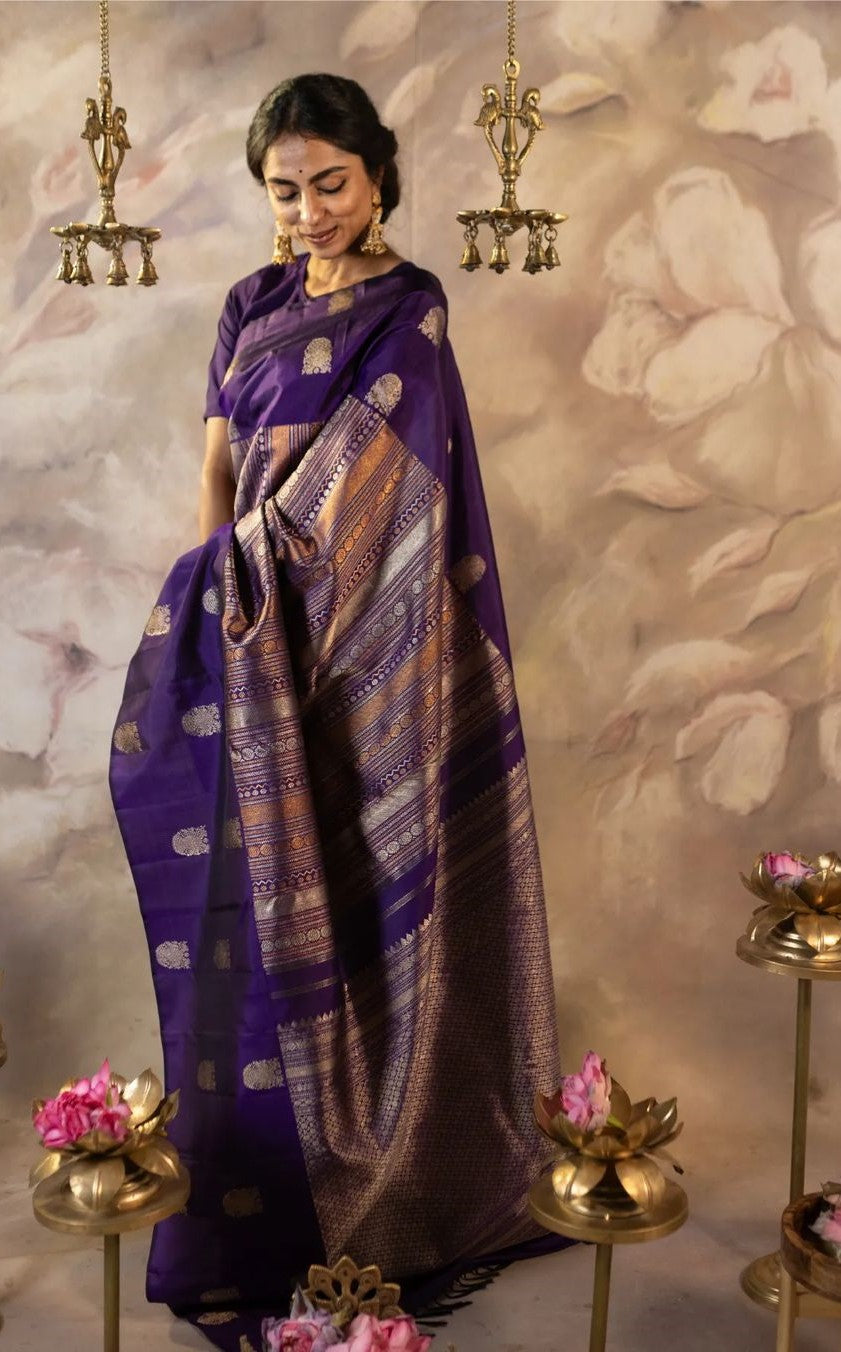 Phenomenal Purple Soft Silk Saree With Engrossing Blouse Piece