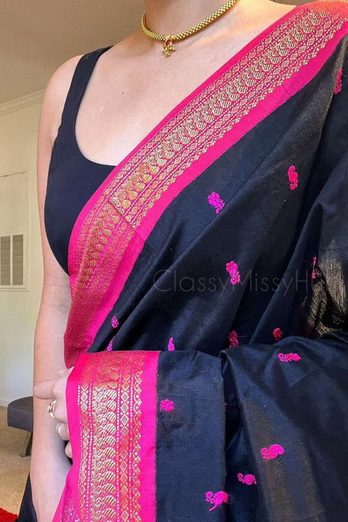 Load image into Gallery viewer, Twirling Black Soft Silk Saree With Chatoyant Blouse Piece
