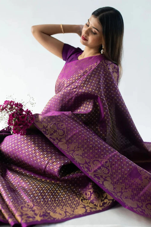 Load image into Gallery viewer, Pleasurable Purple Soft Silk Saree With Lassitude Blouse Piece
