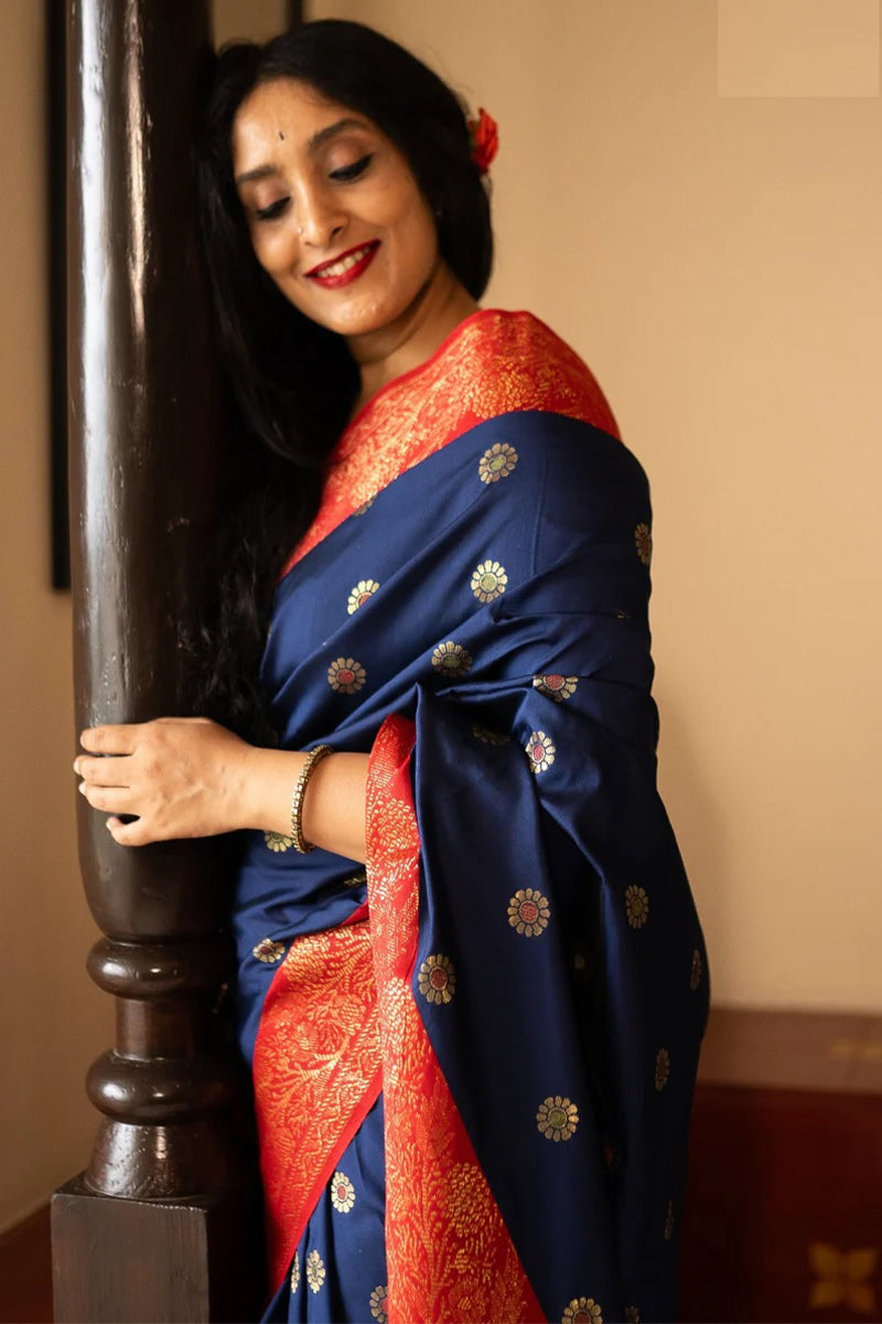 Phenomenal Navy Blue Soft Silk Saree With Deserving Blouse Piece