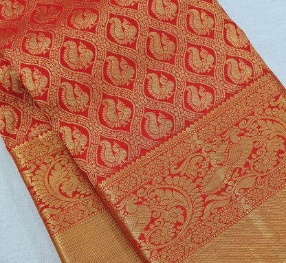 Mellifluous Red Soft Silk Saree With Beleaguer Blouse Piece