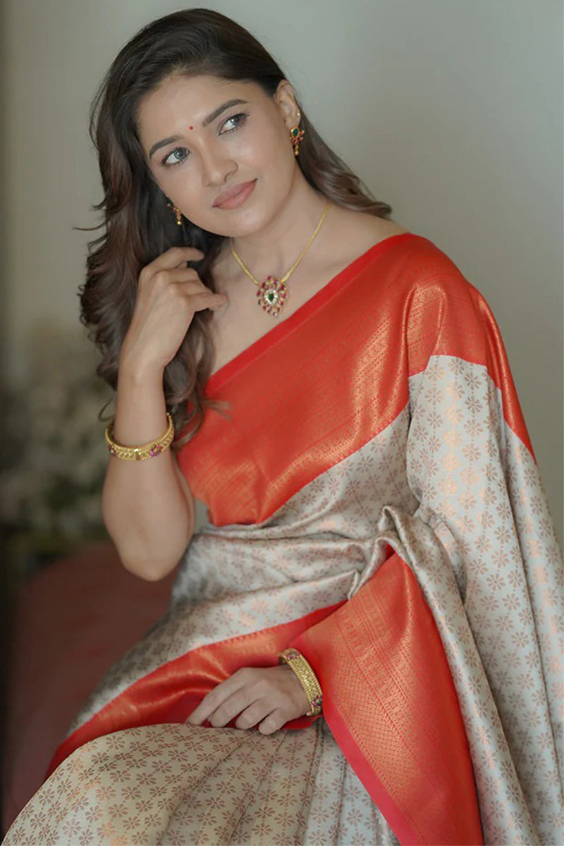 Petrichor Beige Soft Silk Saree With Fancifull Blouse Piece