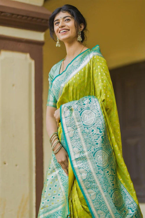 Load image into Gallery viewer, Gratifying Parrot Soft Silk Saree With Elegant Blouse Piece
