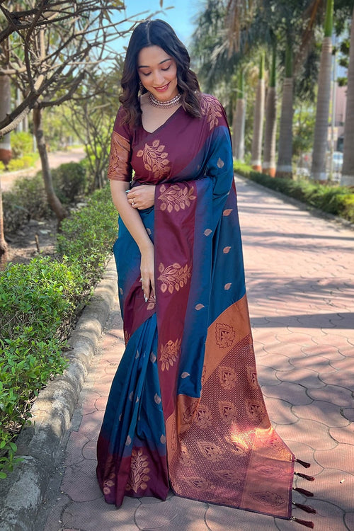 Load image into Gallery viewer, Vestigial Blue Soft Silk Saree With Demure Blouse Piece
