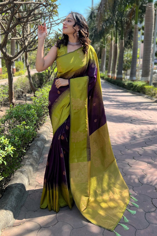 Load image into Gallery viewer, Demure Purple Soft Silk Saree With Delectable Blouse Piece
