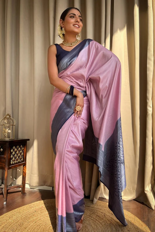 Load image into Gallery viewer, Glittering Baby Pink Soft Silk Saree With Allure Blouse Piece
