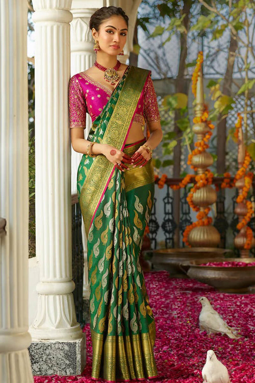 Load image into Gallery viewer, Excellent Dark Green Soft Silk Saree With Desultory Blouse Piece
