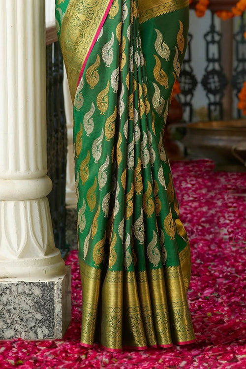 Load image into Gallery viewer, Excellent Dark Green Soft Silk Saree With Desultory Blouse Piece
