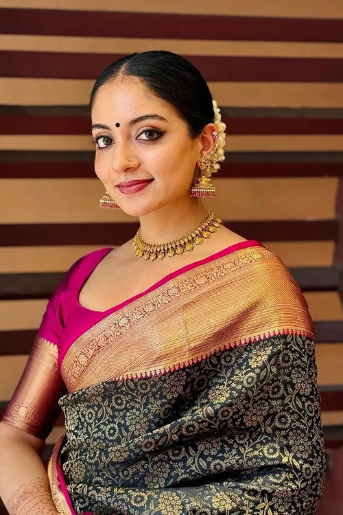 Load image into Gallery viewer, Inspiring Black Soft Silk Saree With Divine Blouse Piece
