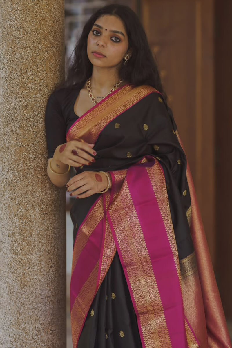 Evocative Black Soft Silk Saree With Brood Blouse Piece