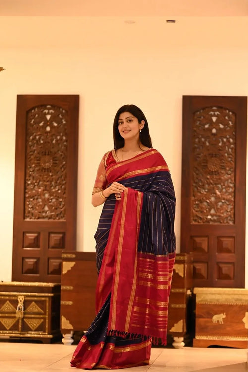 Load image into Gallery viewer, Angelic Navy Blue Soft Silk Saree With Diaphanous Blouse Piece
