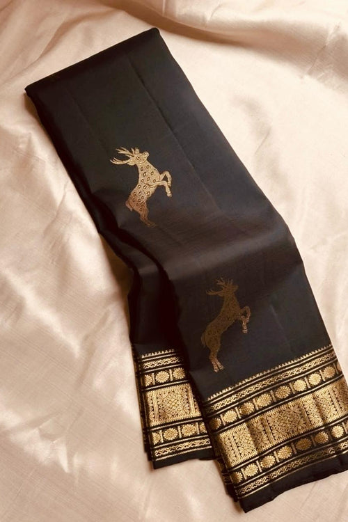 Load image into Gallery viewer, Petrichor Black Soft Banarasi Silk Saree With Delectable Blouse Piece
