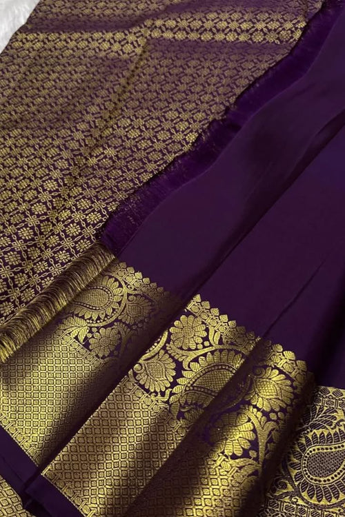 Load image into Gallery viewer, Luxuriant Purple Soft Banarasi Silk Saree With Resplendent  Blouse Piece
