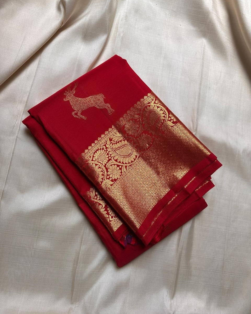 Assemblage Red Soft Banarasi Silk Saree With Delightful Blouse Piece