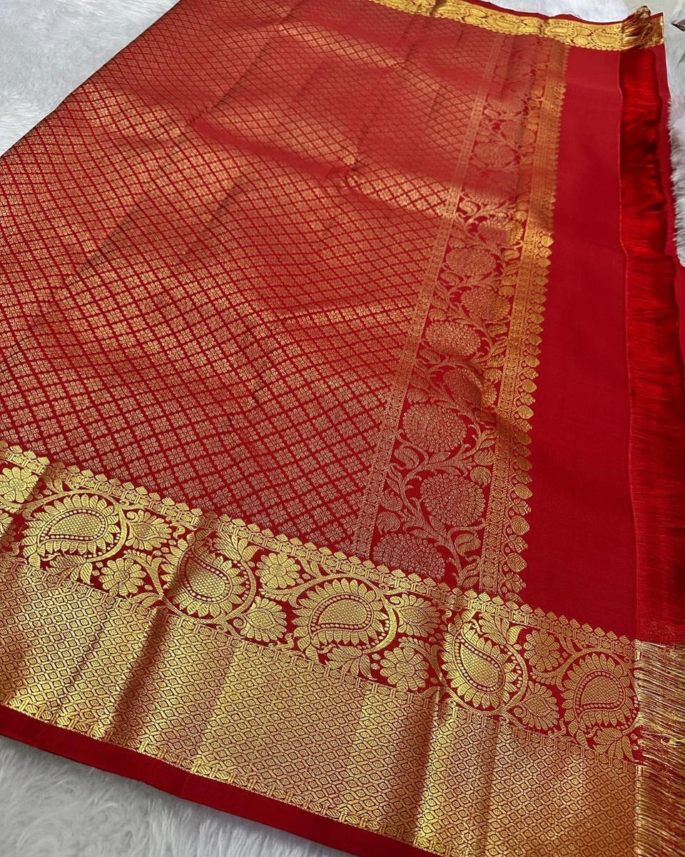 Assemblage Red Soft Banarasi Silk Saree With Delightful Blouse Piece