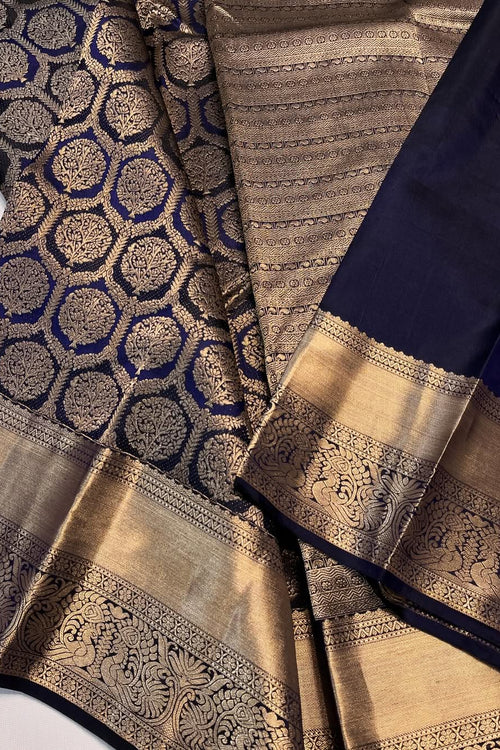 Load image into Gallery viewer, Dissemble Navy Blue Soft Banarasi Silk Saree With Propinquity Blouse Piece
