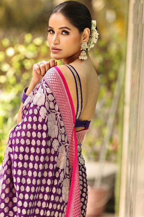 Load image into Gallery viewer, Scrumptious Purple Soft Silk Saree With Supernal Blouse Piece
