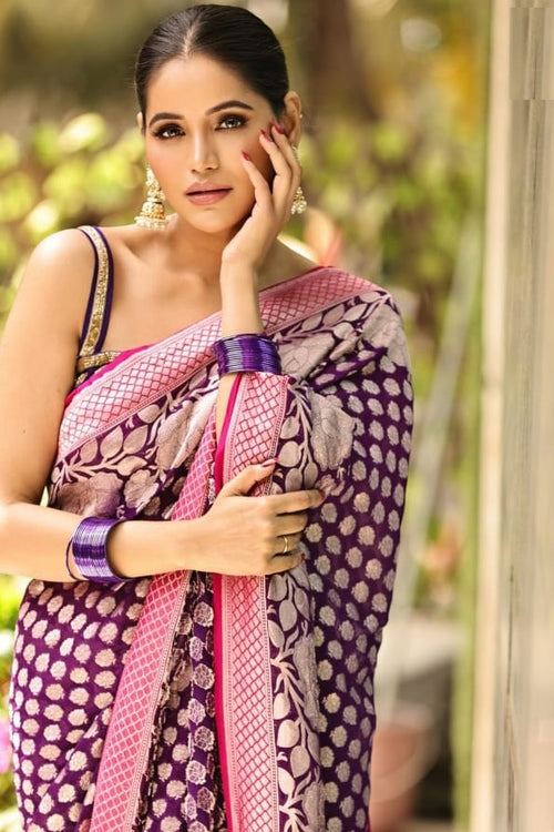 Load image into Gallery viewer, Scrumptious Purple Soft Silk Saree With Supernal Blouse Piece
