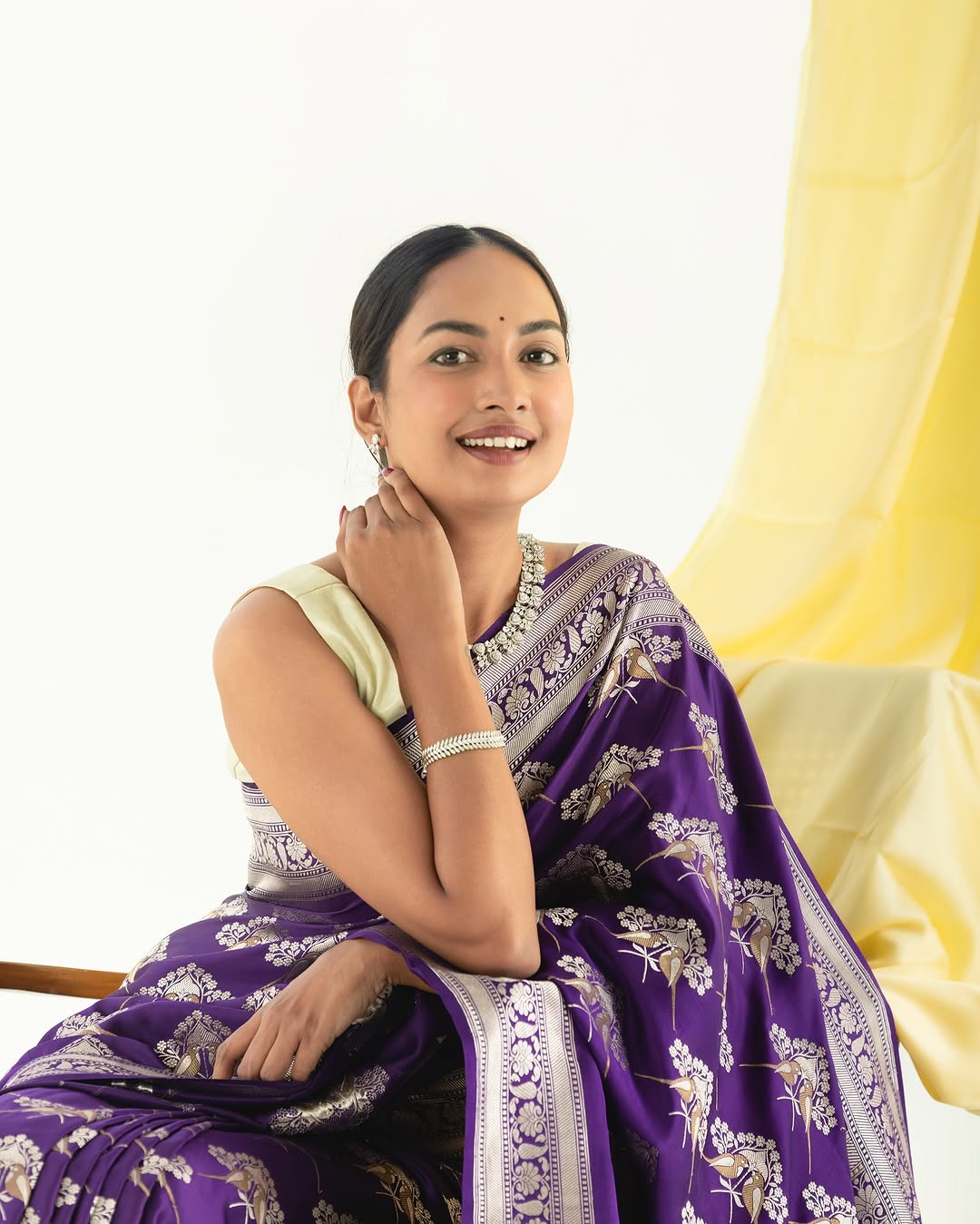 Refreshing Purple Soft Silk Saree With Pretty Blouse Piece