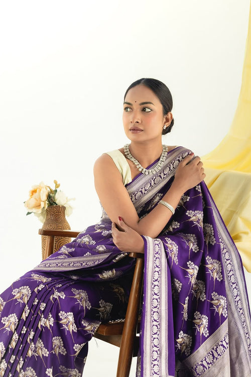 Load image into Gallery viewer, Refreshing Purple Soft Silk Saree With Pretty Blouse Piece
