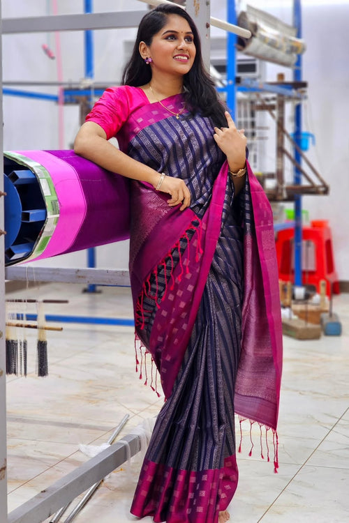 Load image into Gallery viewer, Refreshing Navy Blue Soft Silk Saree With Hypnotic Blouse Piece
