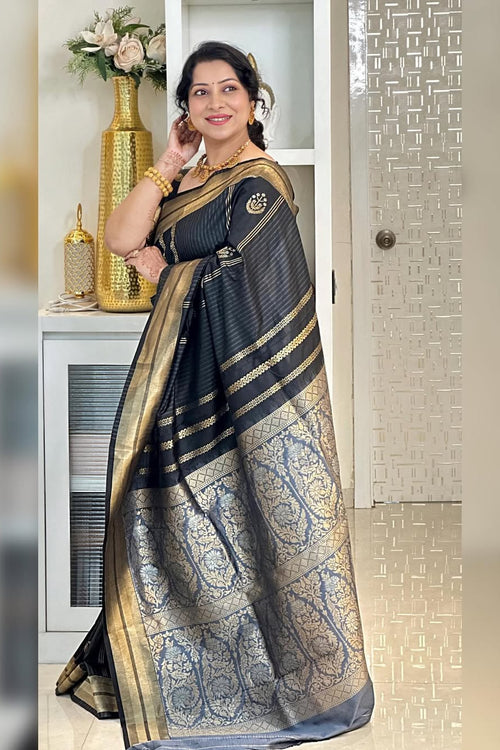 Load image into Gallery viewer, Opulent Black Soft Silk Saree With Flameboyant Blouse Piece
