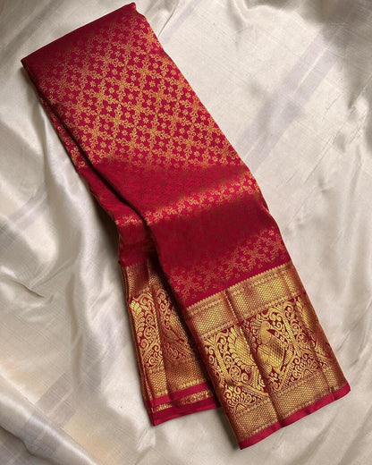 Sumptuous Red Soft Banarasi Silk Saree With Imaginative Blouse Piece