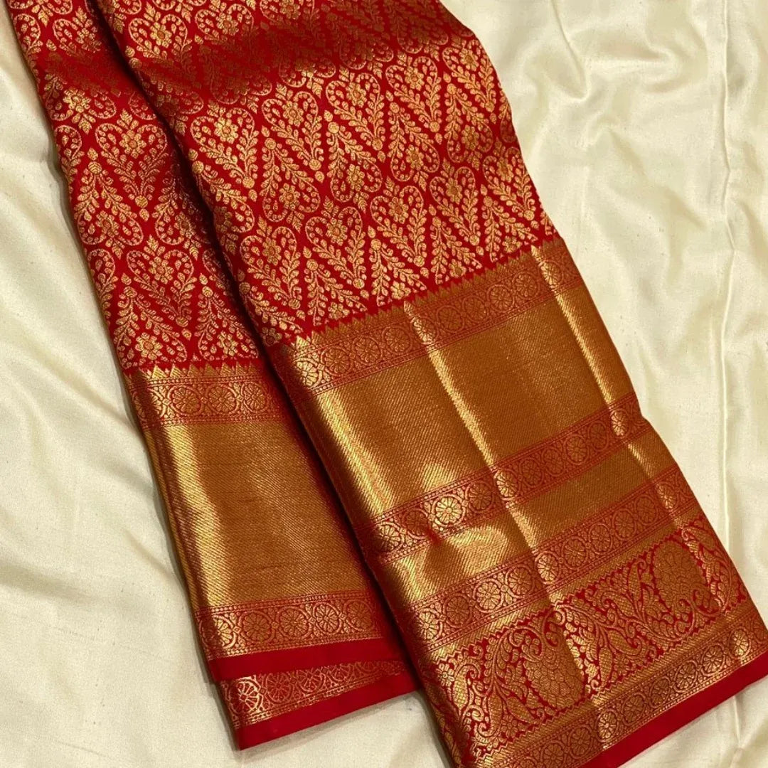 Serendipity Red Soft Banarasi Silk Saree With Lissome Blouse Piece