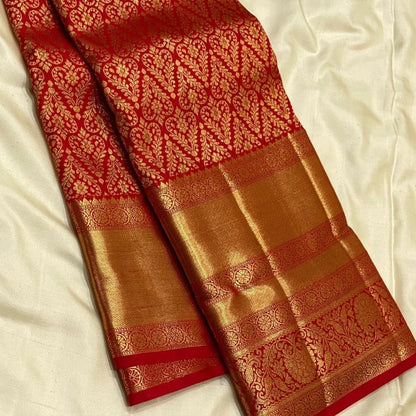 Serendipity Red Soft Banarasi Silk Saree With Lissome Blouse Piece