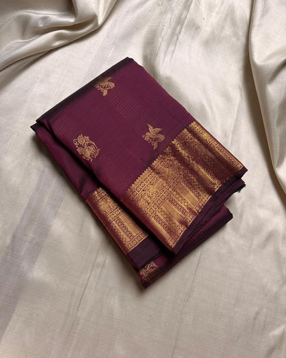 Capricious Pruple Soft Banarasi Silk Saree With Demanding Blouse Piece