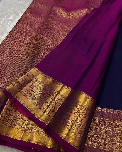 Capricious Pruple Soft Banarasi Silk Saree With Demanding Blouse Piece