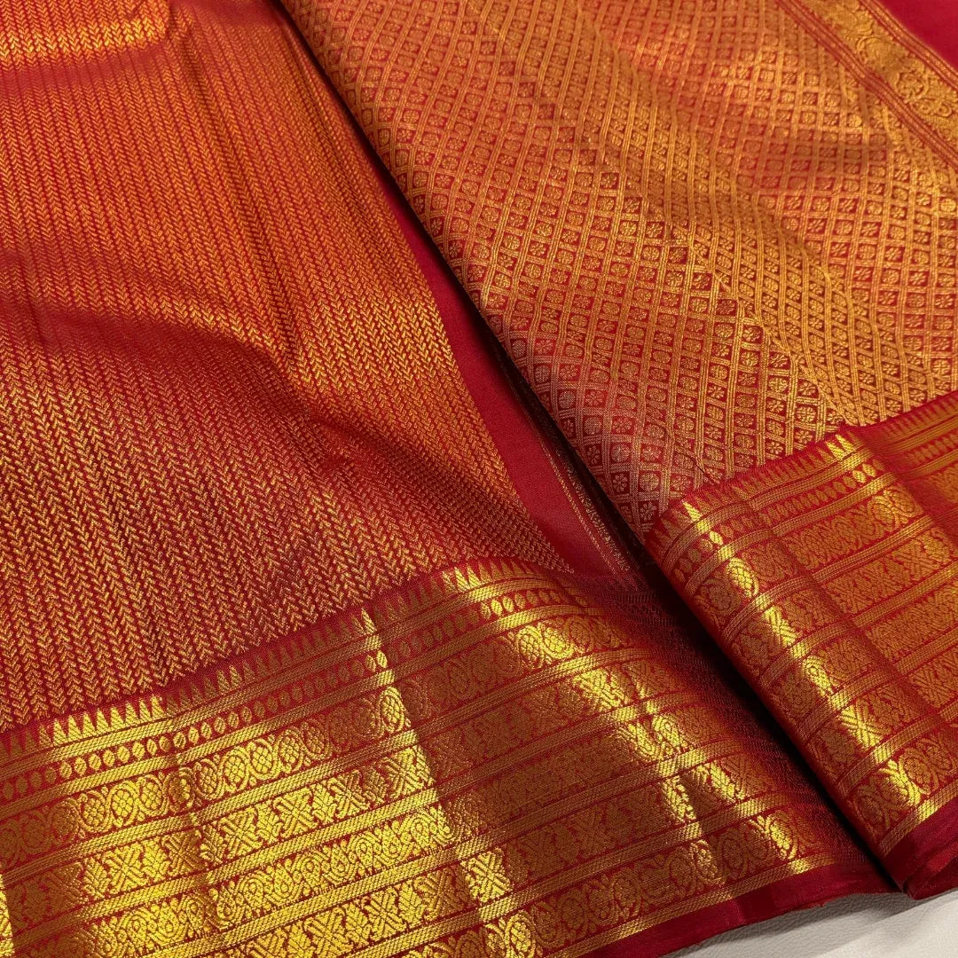 Felicitous Red Soft Banarasi Silk Saree With Improbable Blouse Piece
