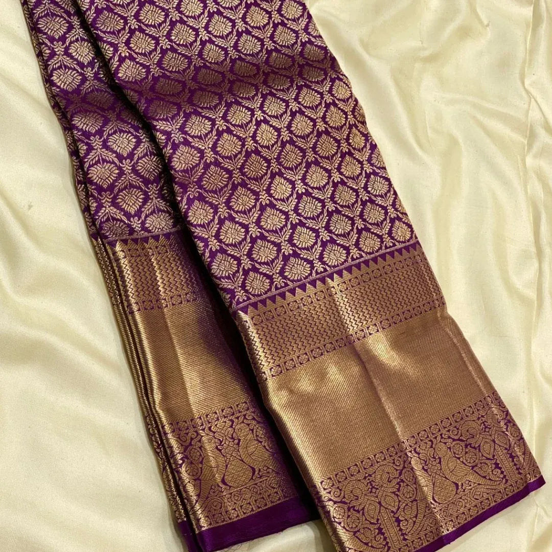 Resplendent Purple Soft Banarasi Silk Saree With Felicitous Blouse Piece