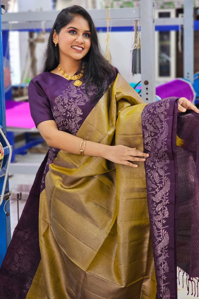 Outstanding Golden Soft Silk Saree With Sumptuous Blouse Piece
