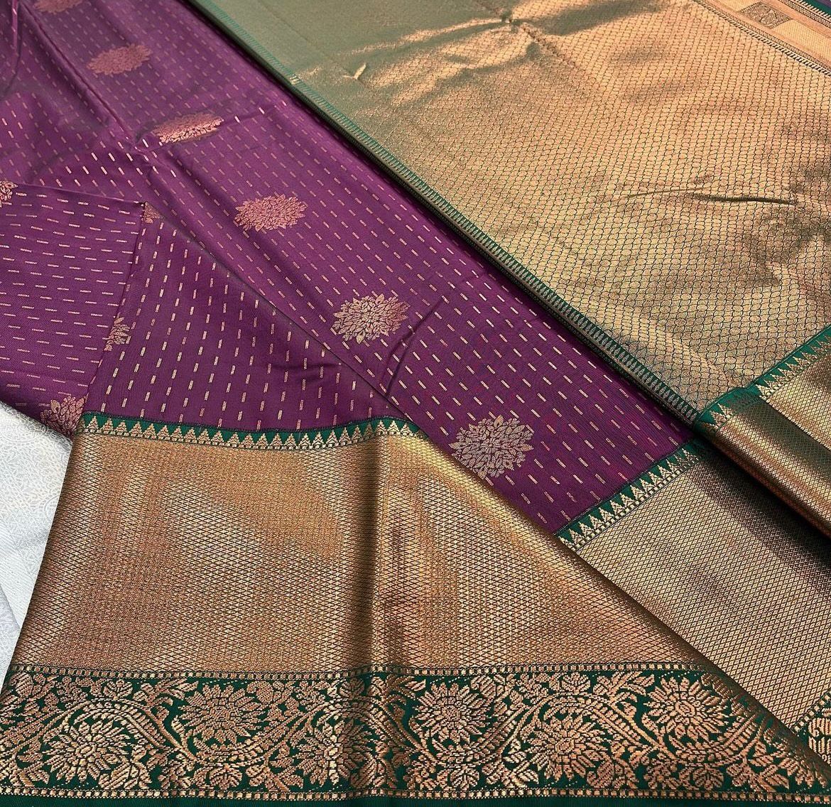 Pleasant Purple Soft Silk Saree With Comely Blouse Piece