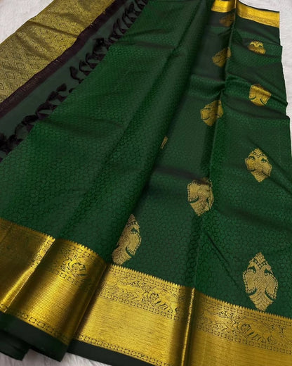 Desirable Dark Green Soft Banarasi Silk Saree With Whimsical Blouse Piece