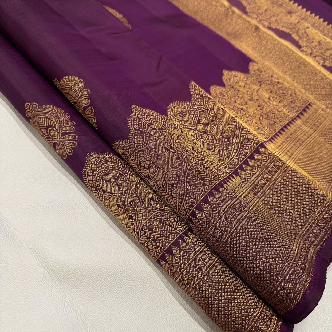Intricate Purple Soft Banarasi Silk Saree With Seraphic Blouse Piece