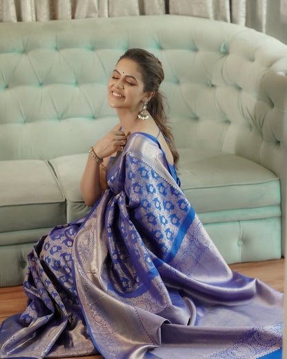 Incomparable Royal Blue Soft Banarasi Silk Saree With Invaluable Blouse Piece