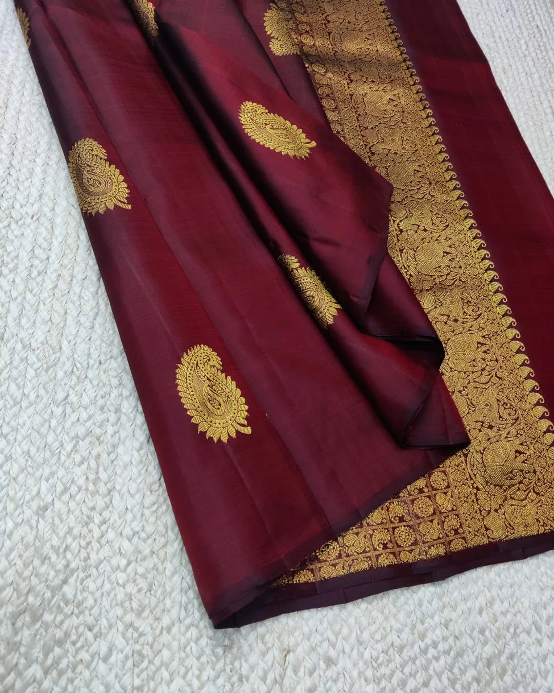 Breathtaking Wine Soft Banarasi Silk Saree With Adorning Blouse Piece