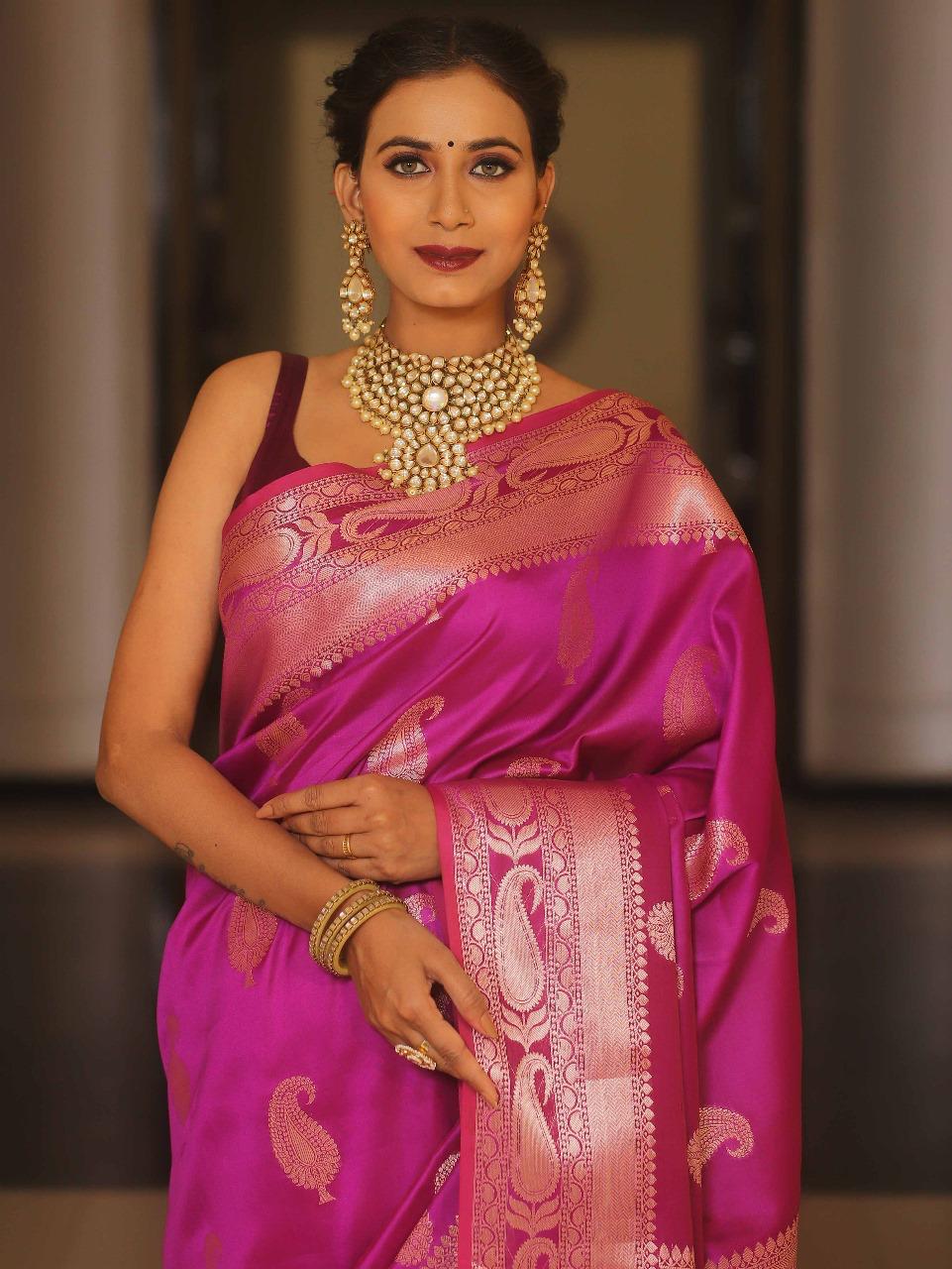 Imbrication Dark Pink Soft Banarasi Silk Saree With Stylish Blouse Piece